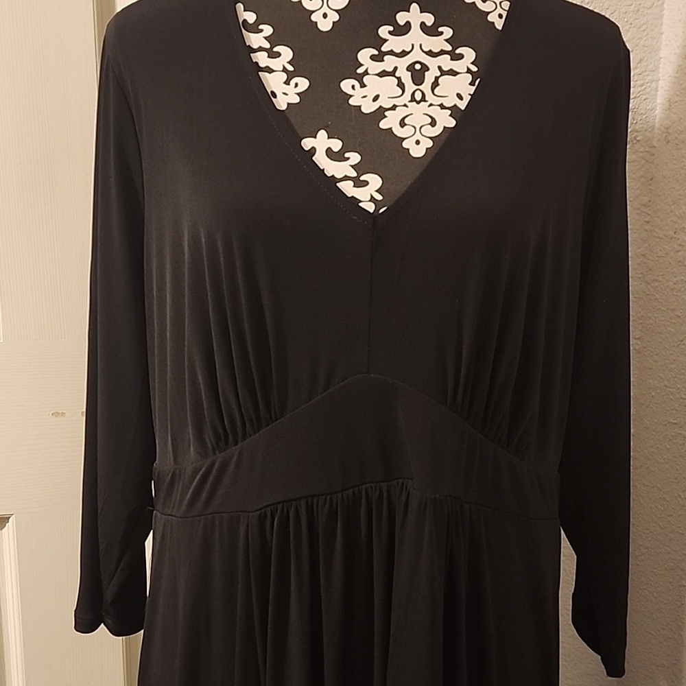 Torrid Black Long Sleeve Maxi Dress Hi-low Hem, Stretchy, Size 2 18/20 2x - Picture 3 of 12
